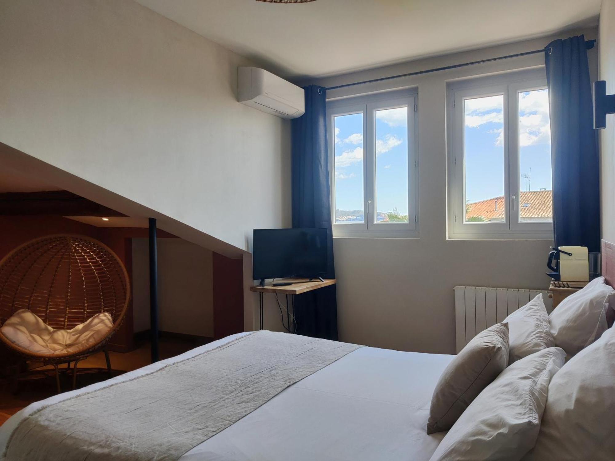 Chambres D'Hotes - Bed And Breakfast Les Palmiers Mèze Habitación foto