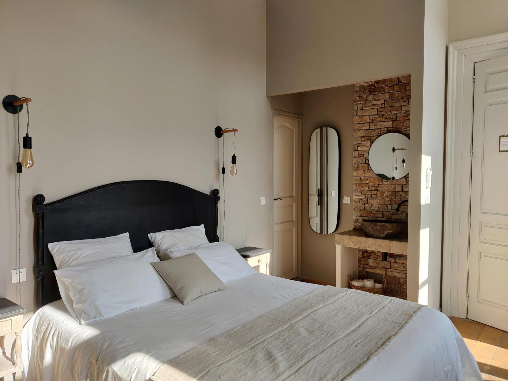 Chambres D'Hotes - Bed And Breakfast Les Palmiers Mèze Habitación foto